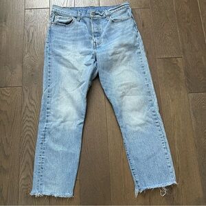 Levi's Light Blue Denim Button Fly Jeans & Frayed Hem Size 32